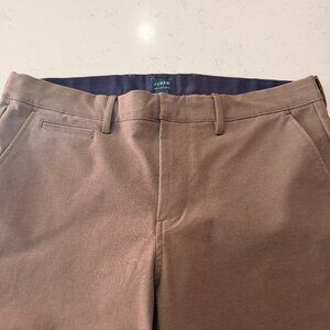J Crew 770™ Straight-fit tech oxford pant 33x32 Taupe